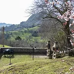 Escuelas De Collia B At-1537-as Tatil Evi