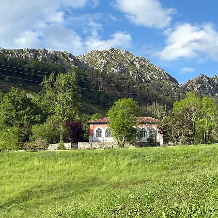 Paraiso En Arriondas B Dom wakacyjny Bodes